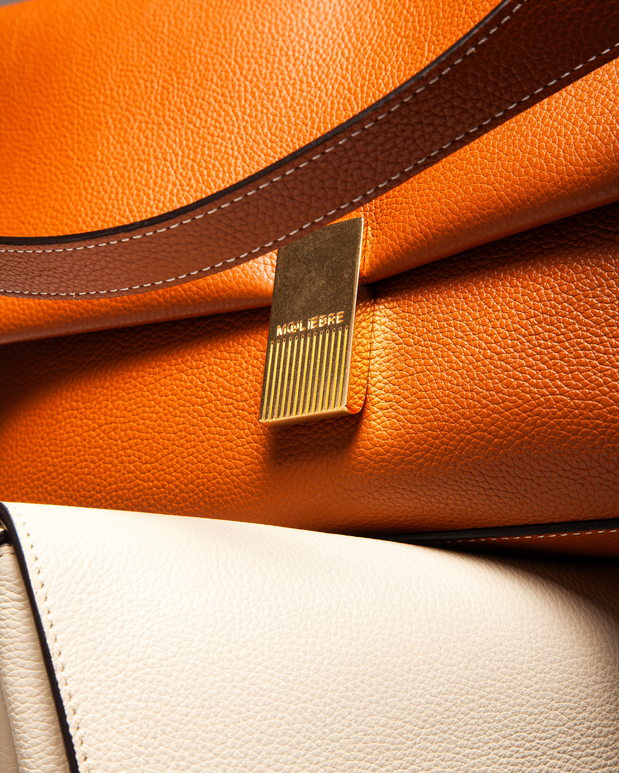 Mouliebre / Soft Volume 6