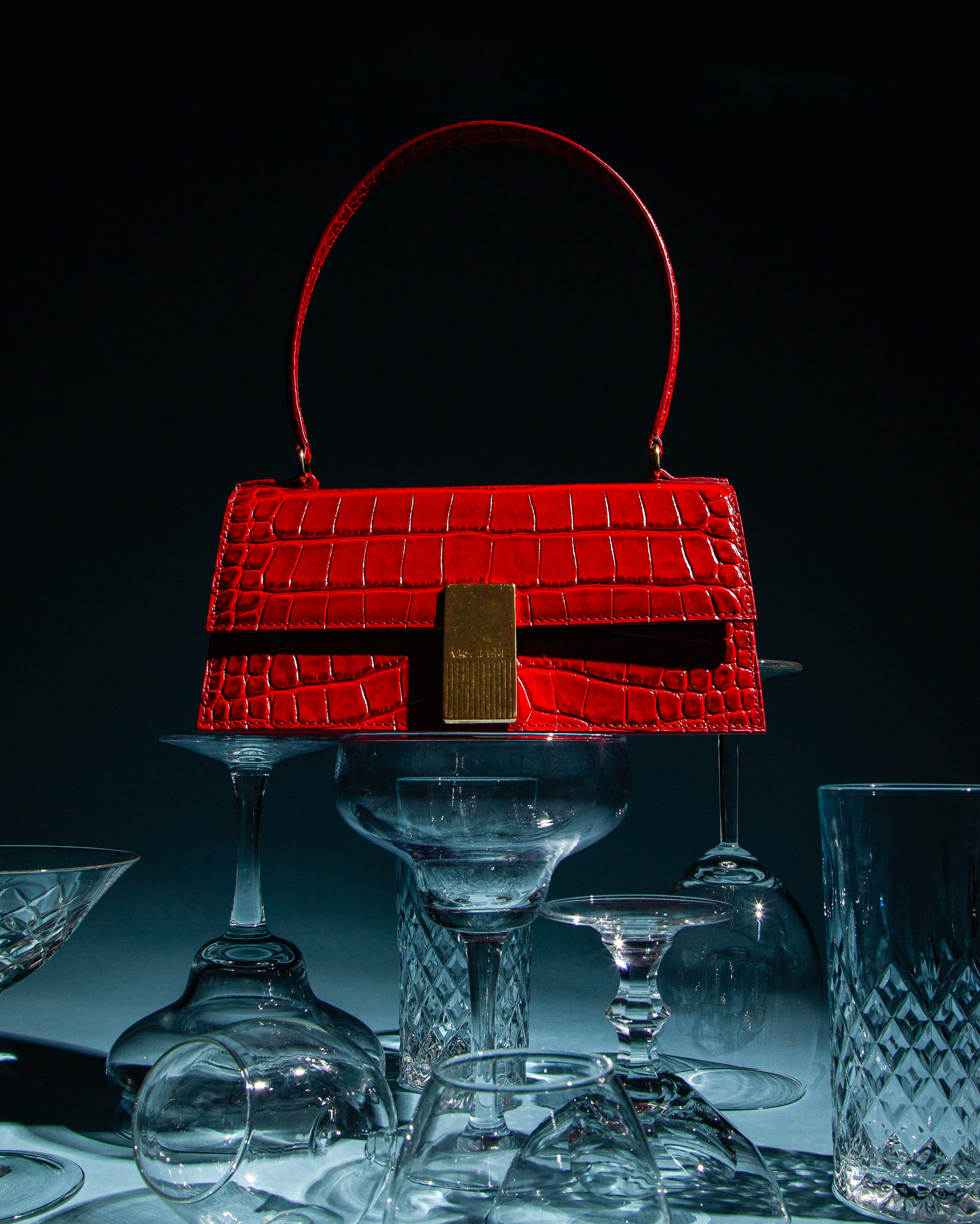 MOULIEBRE / Glossed Icons 8