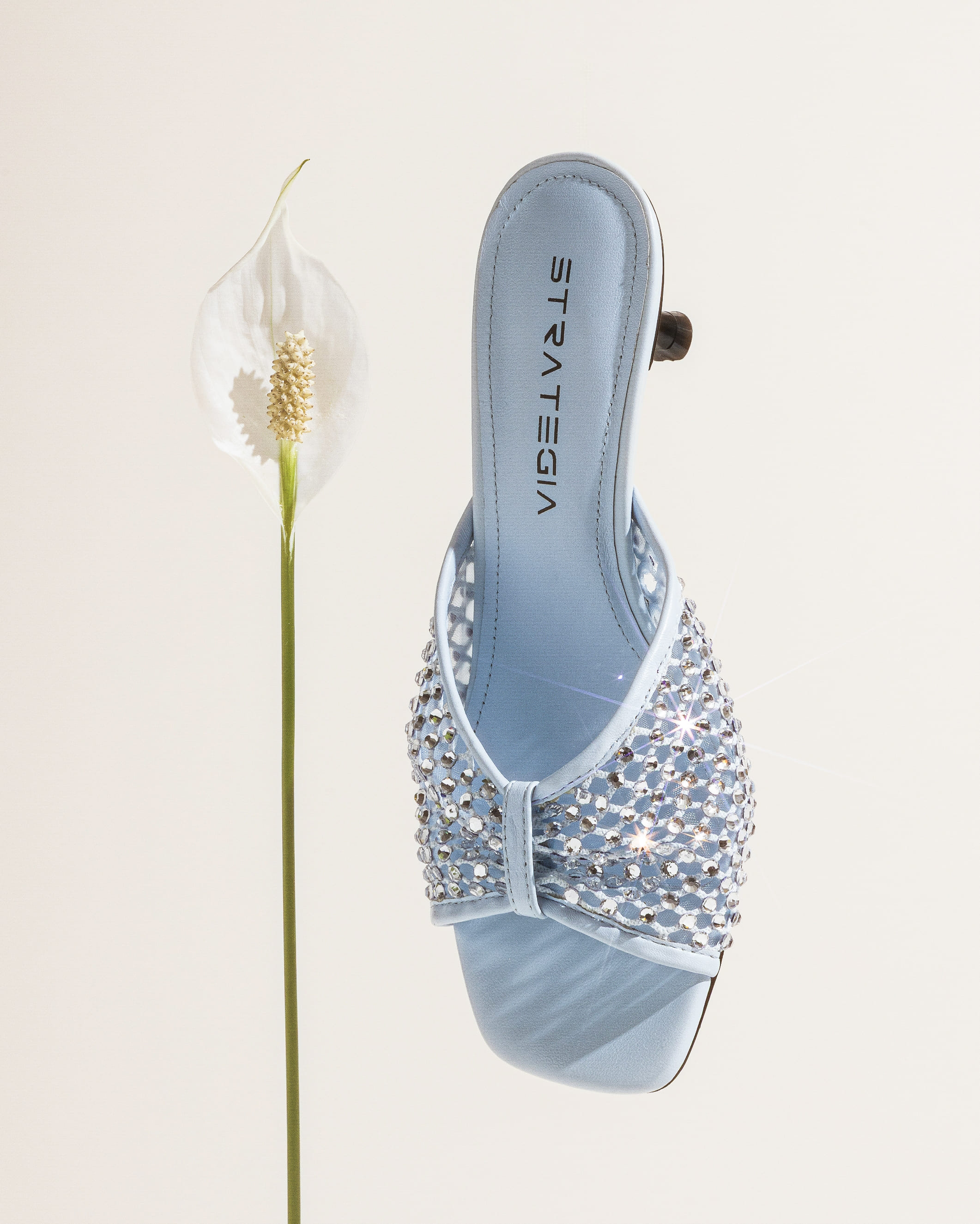 STRATEGIA SHOES / Crystal Capsule 3