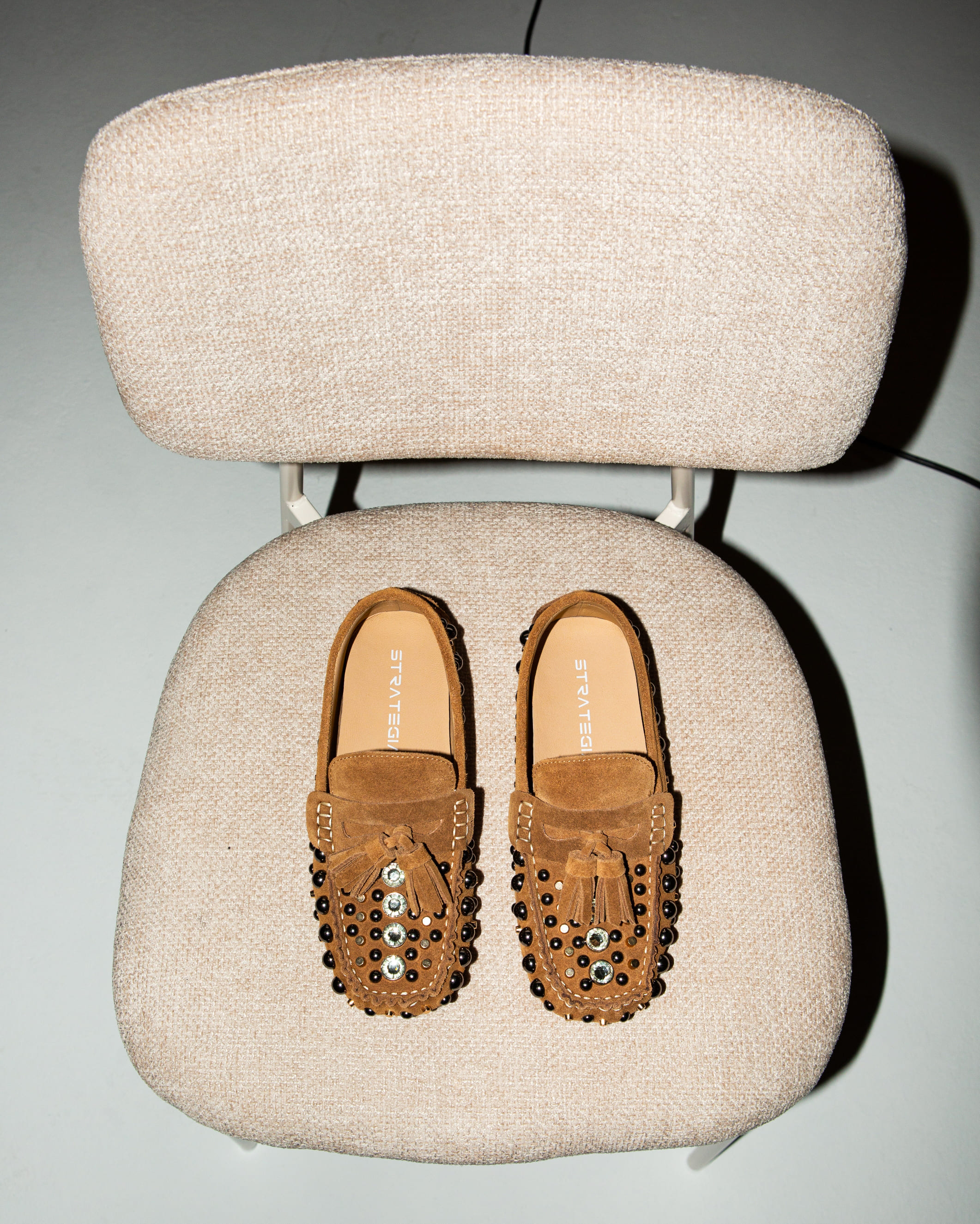 STRATEGIA SHOES / Walk Your Power 3